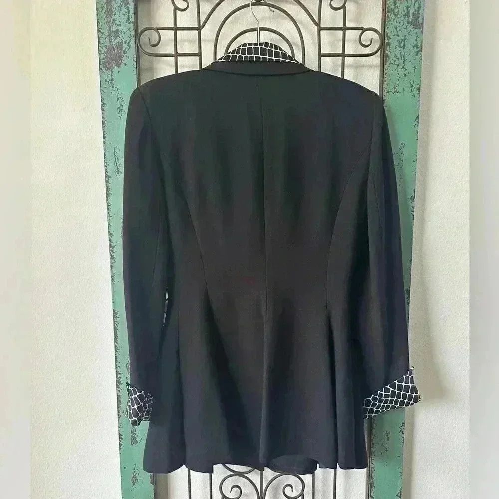 Black Blazer with Contrast Croc-Print Lapel - Picture 5 of 8